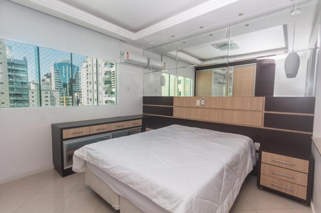 Almeida E Moraes 3 Com Hidro Apartment